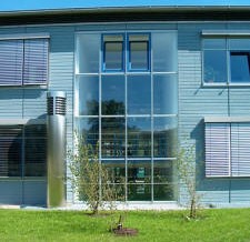 Kläranlage BA II in Starnberg, Treppenhausfassade